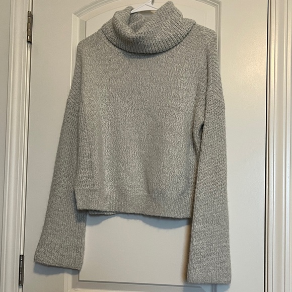 Calvin Klein Jeans Sweaters - Cozy Gray Turtleneck Cropped Sweater M